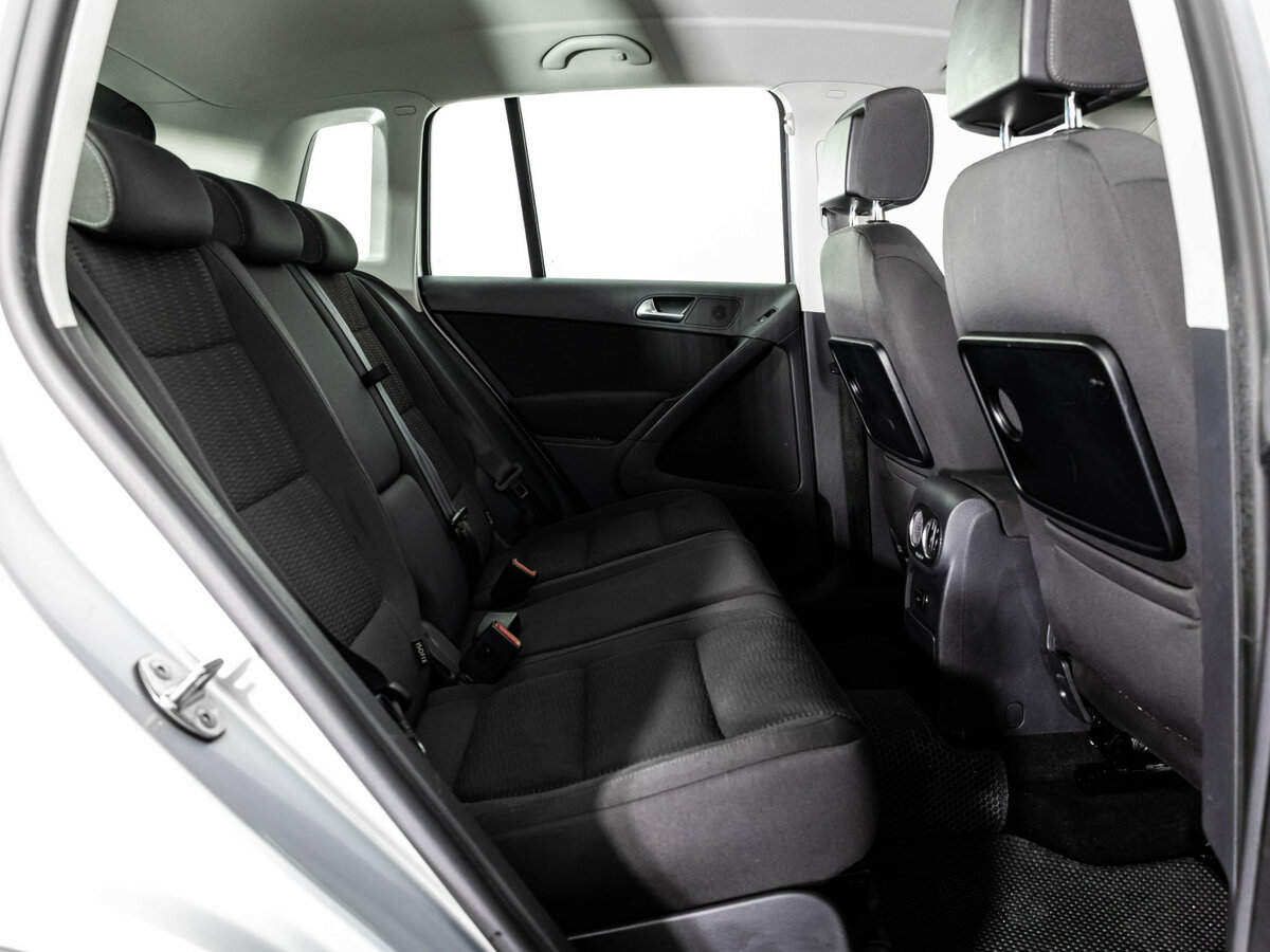 Volkswagen Tiguan с пробегом — 2014 год. Фото: #12