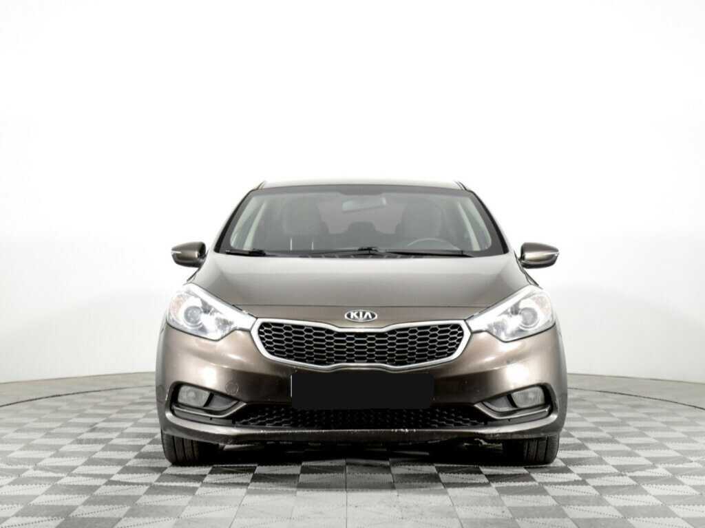 Kia Cerato с пробегом — 2015 год. Фото: #1