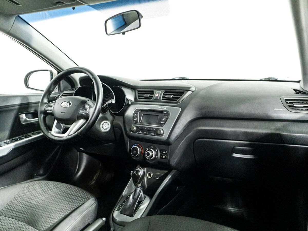 Kia Rio с пробегом — 2014 год. Фото: #8