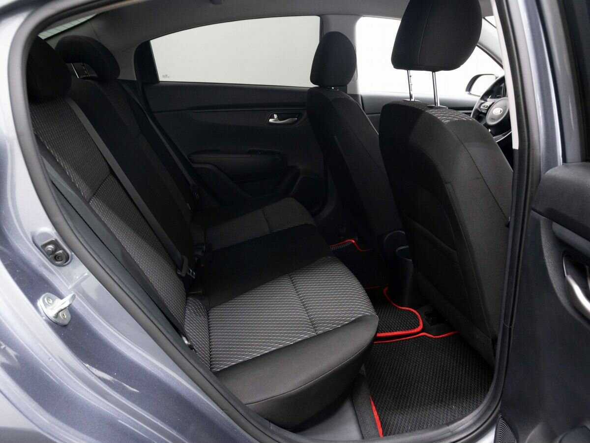 Kia Rio с пробегом — 2020 год. Фото: #9