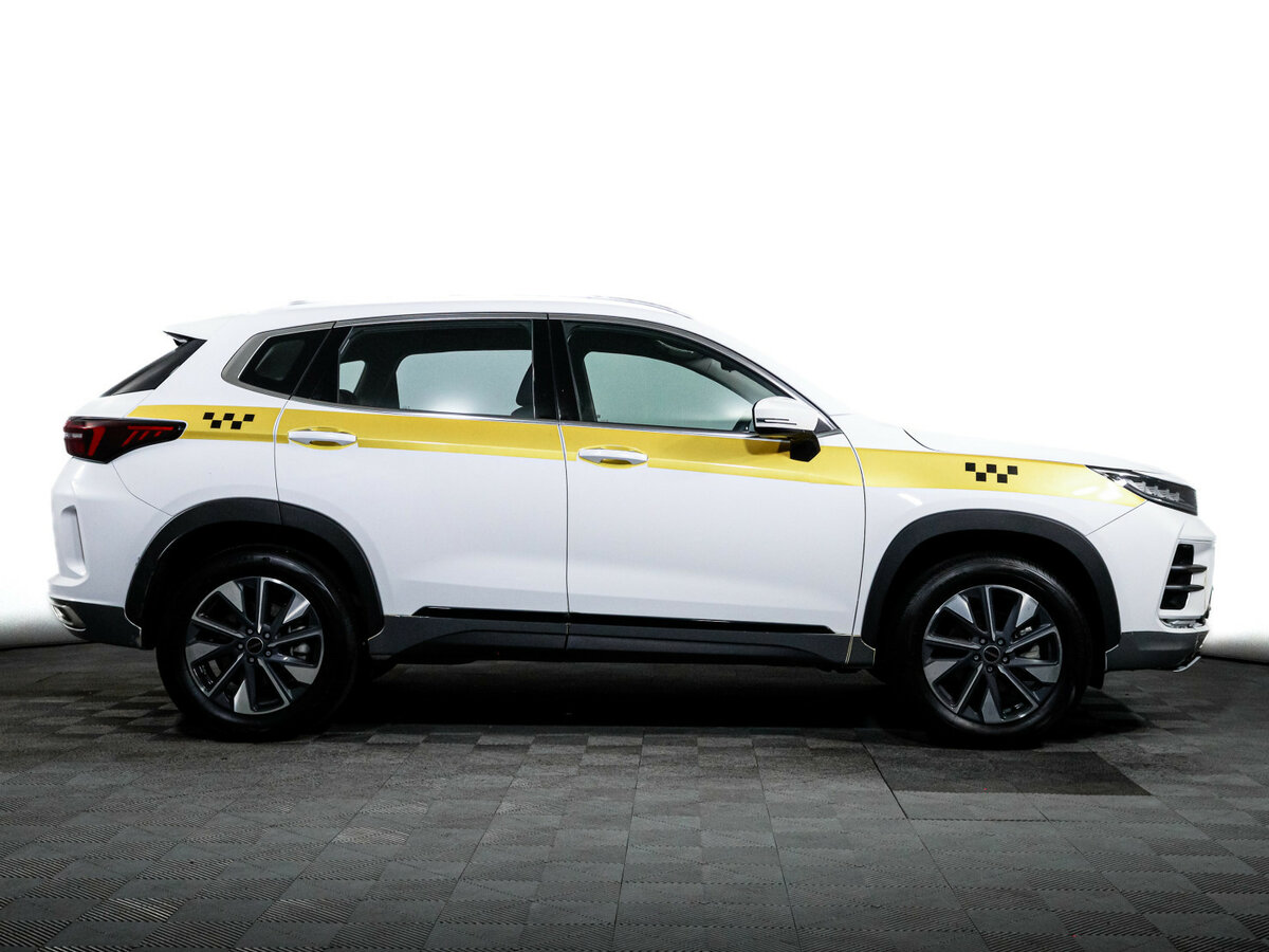 EXEED LX с пробегом — 2023 год. Фото: #3