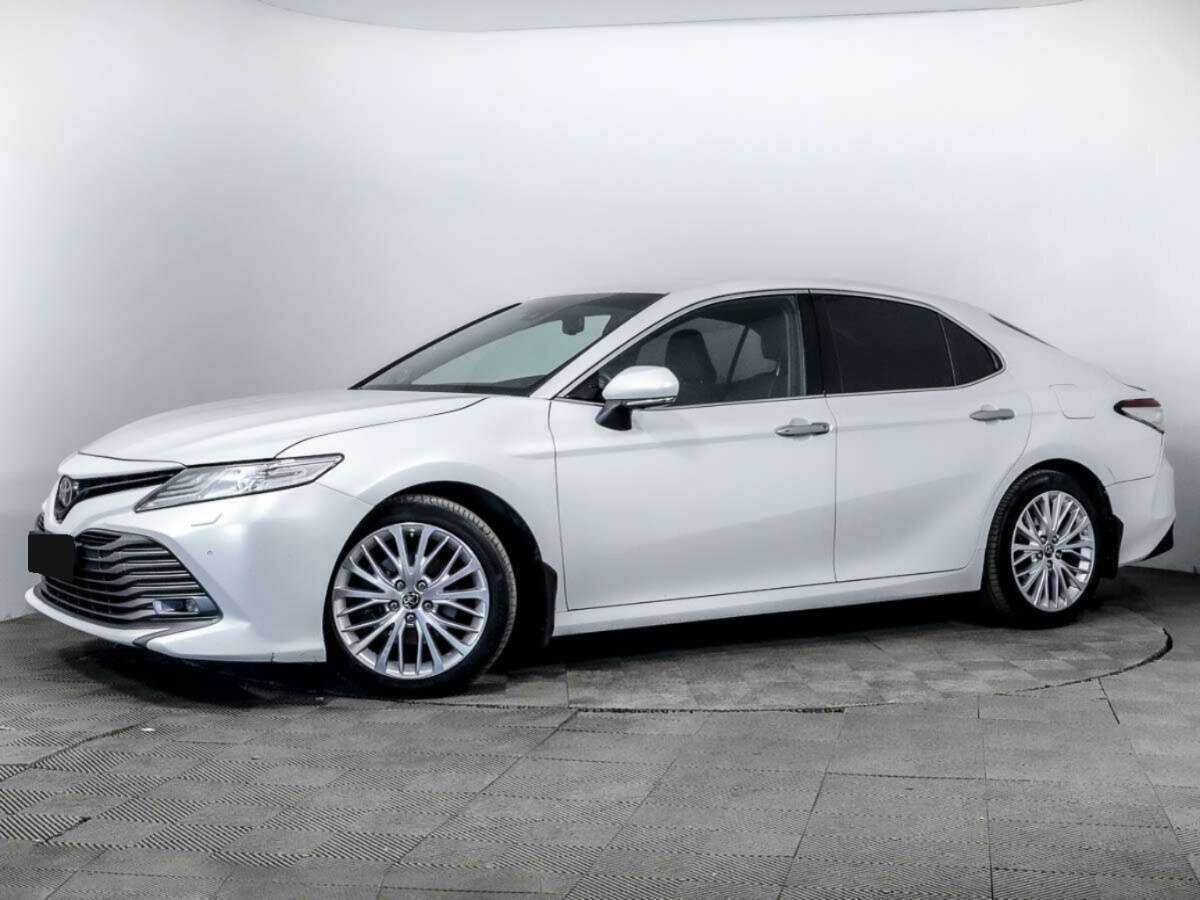 Toyota Camry с пробегом — 2018 год. Фото: #0