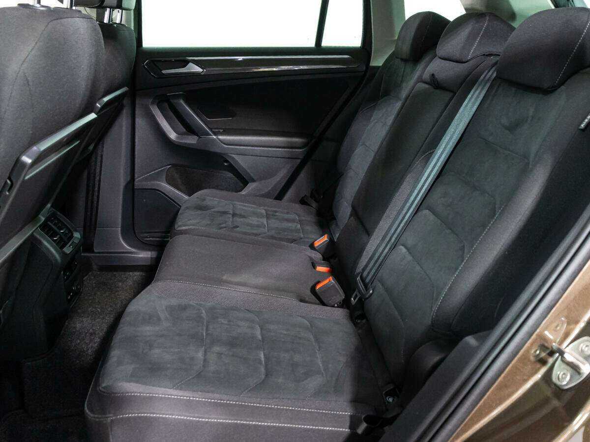 Volkswagen Tiguan с пробегом — 2018 год. Фото: #9