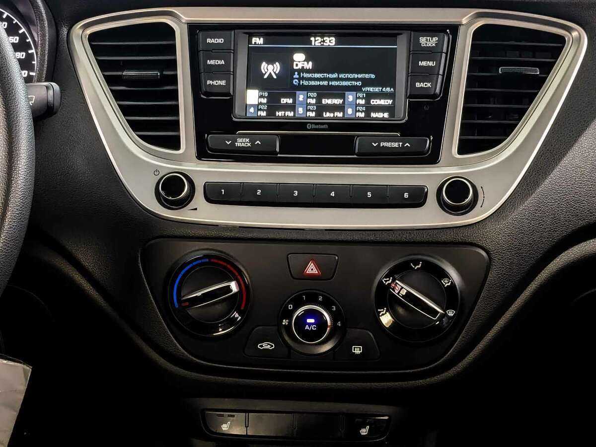 Hyundai Solaris с пробегом — 2021 год. Фото: #12