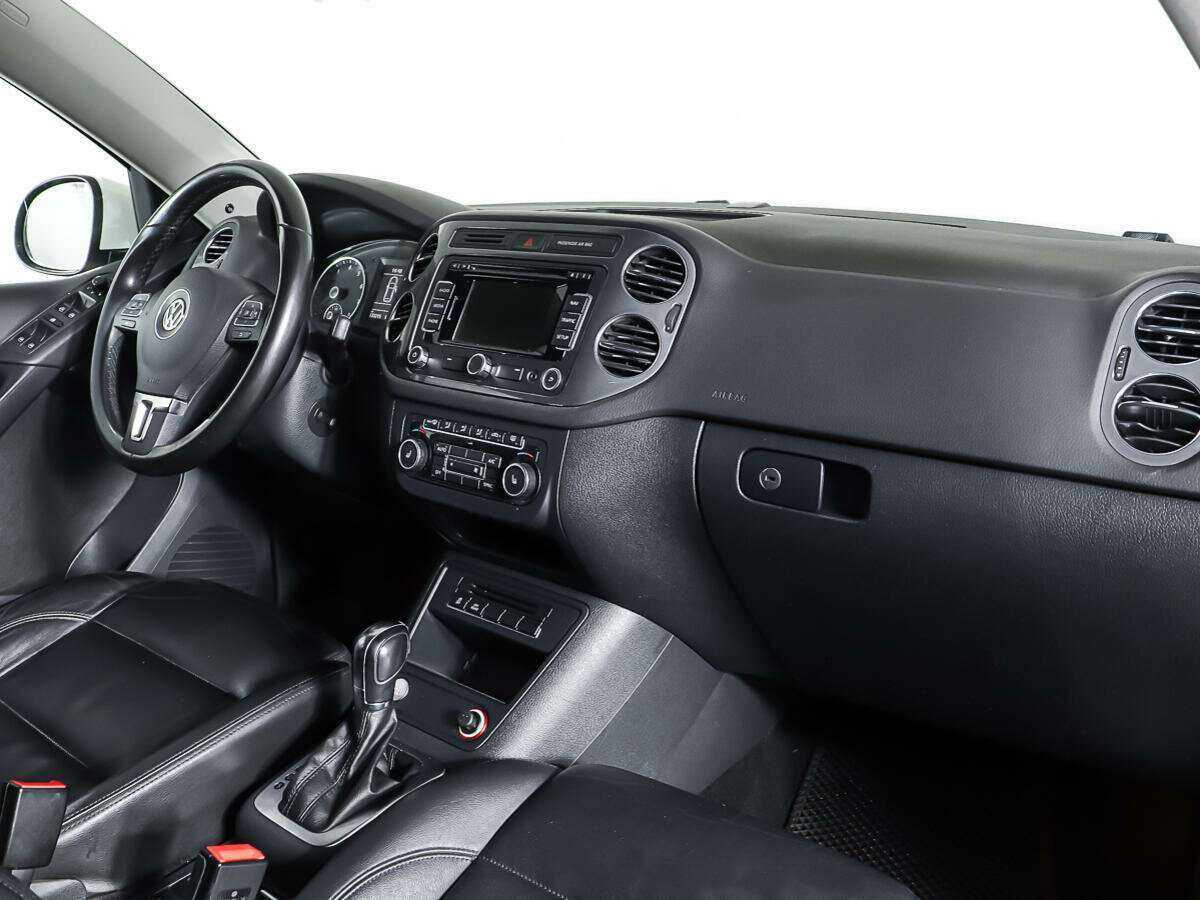 Volkswagen Tiguan с пробегом — 2013 год. Фото: #8