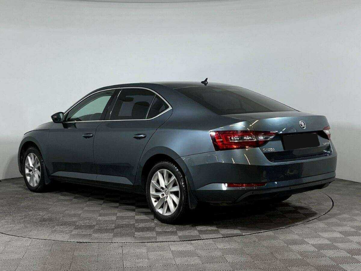 Skoda Superb с пробегом — 2017 год. Фото: #5