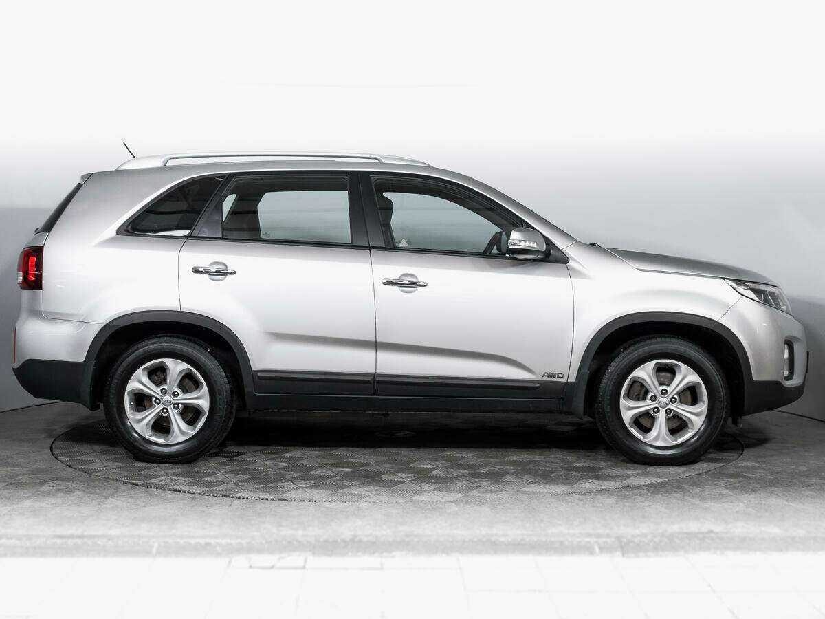 Kia Sorento с пробегом — 2013 год. Фото: #3