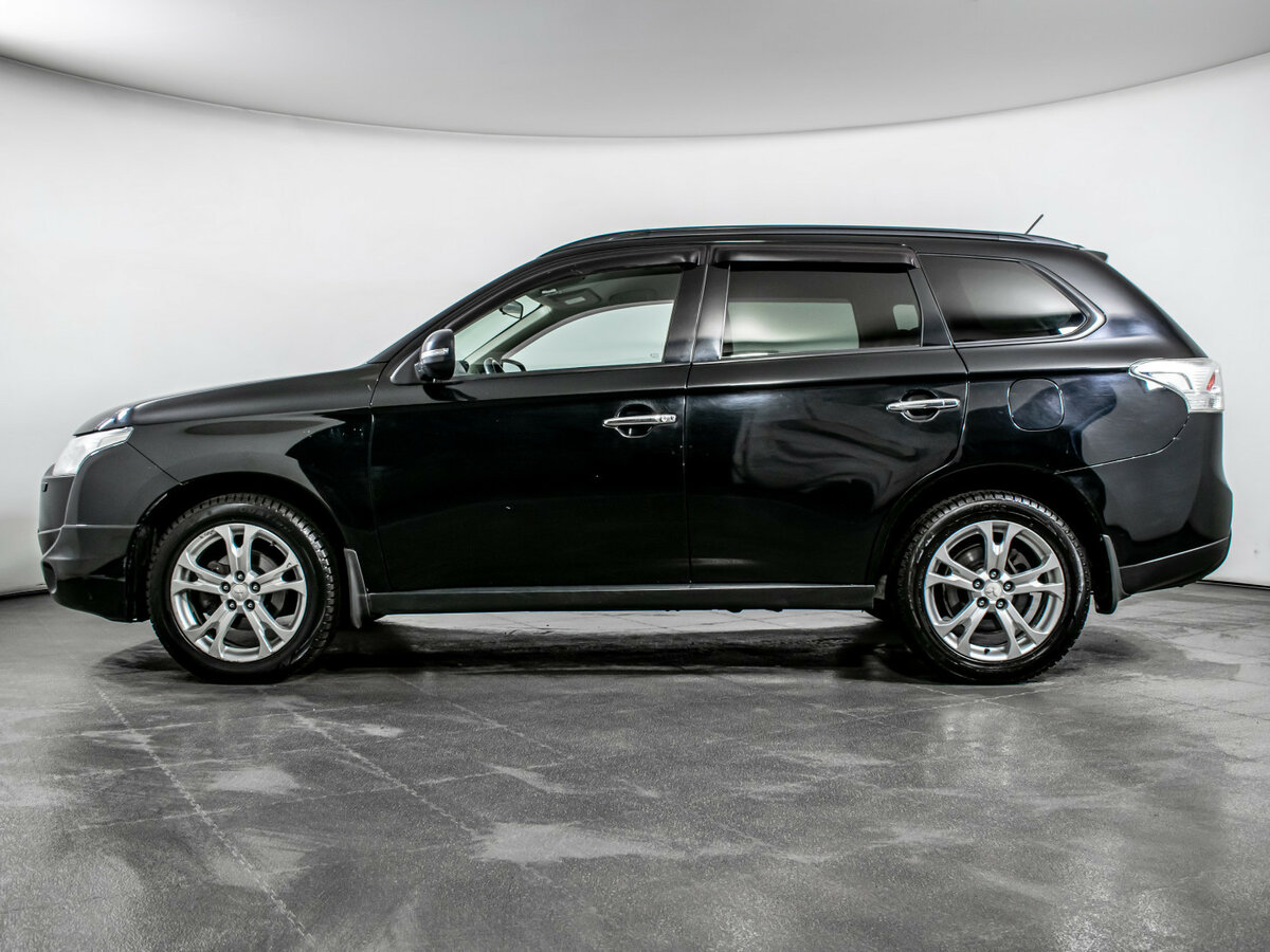 Mitsubishi Outlander с пробегом — 2013 год. Фото: #7