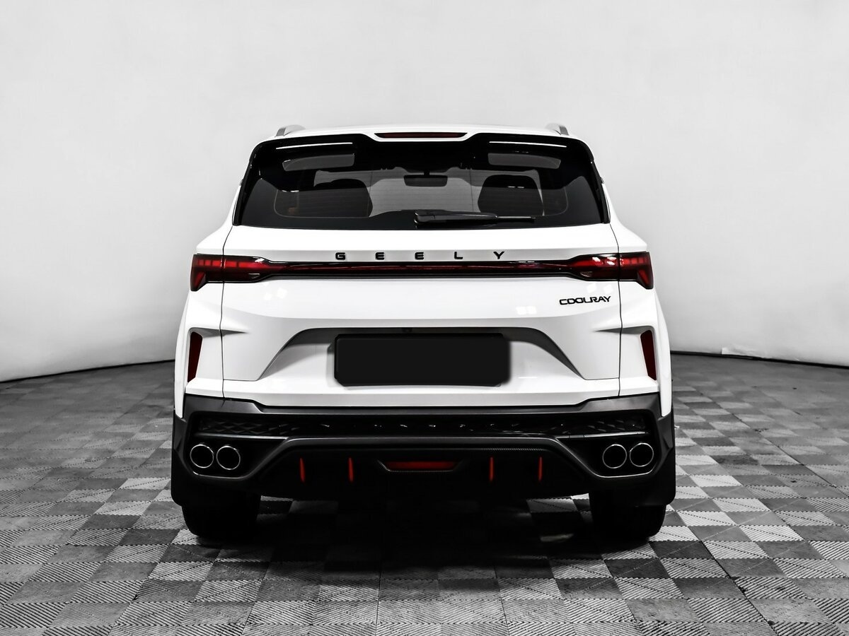 Geely Coolray с пробегом — 2023 год. Фото: #5