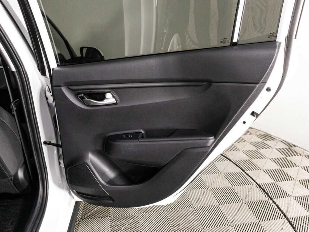 Kia Rio с пробегом — 2022 год. Фото: #26