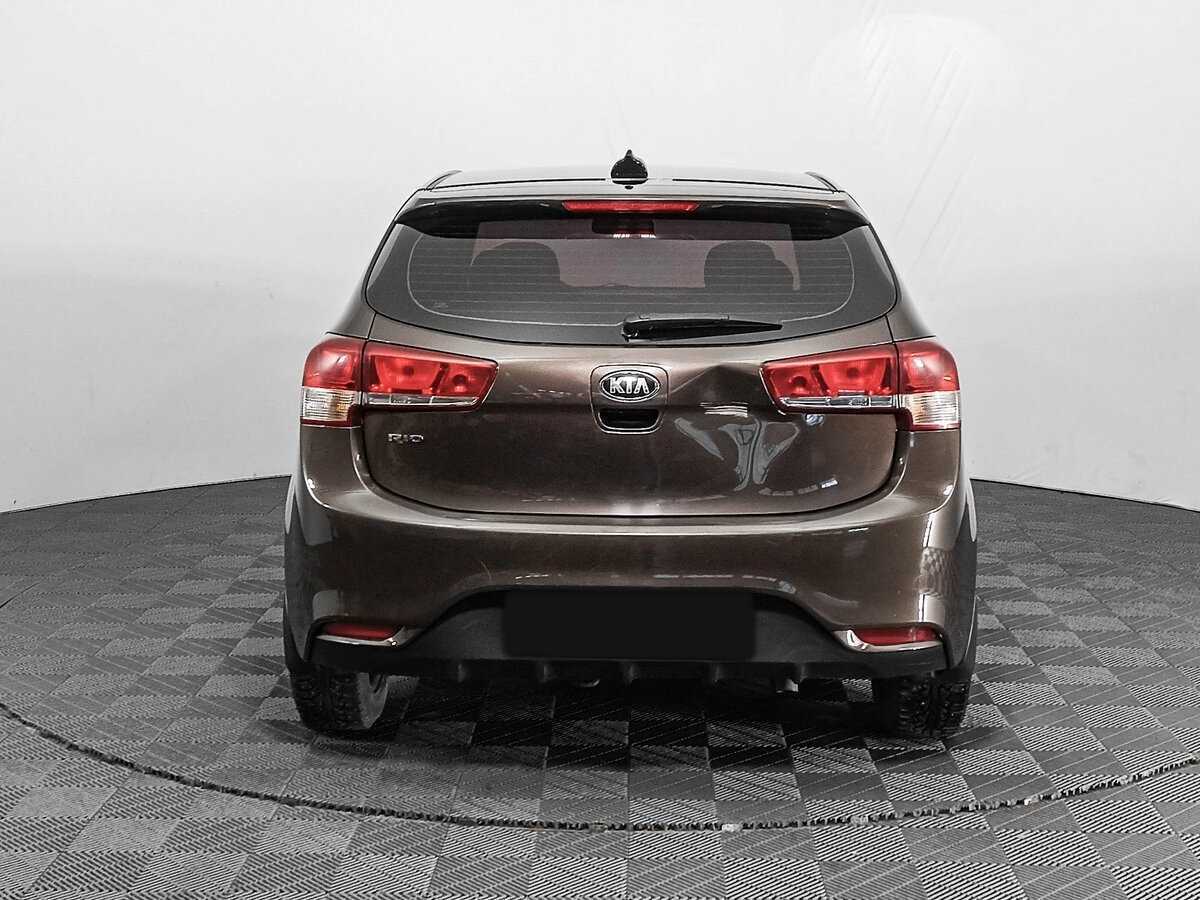 Kia Rio с пробегом — 2017 год. Фото: #5