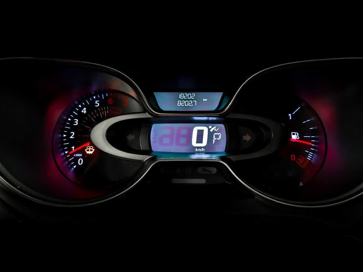 Renault Kaptur с пробегом — 2021 год. Фото: #12