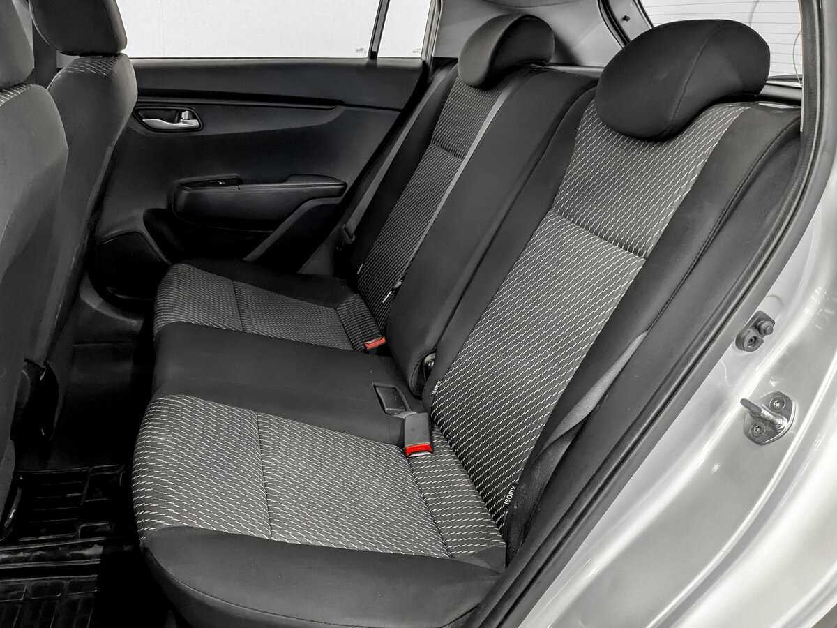 Kia Rio с пробегом — 2020 год. Фото: #11