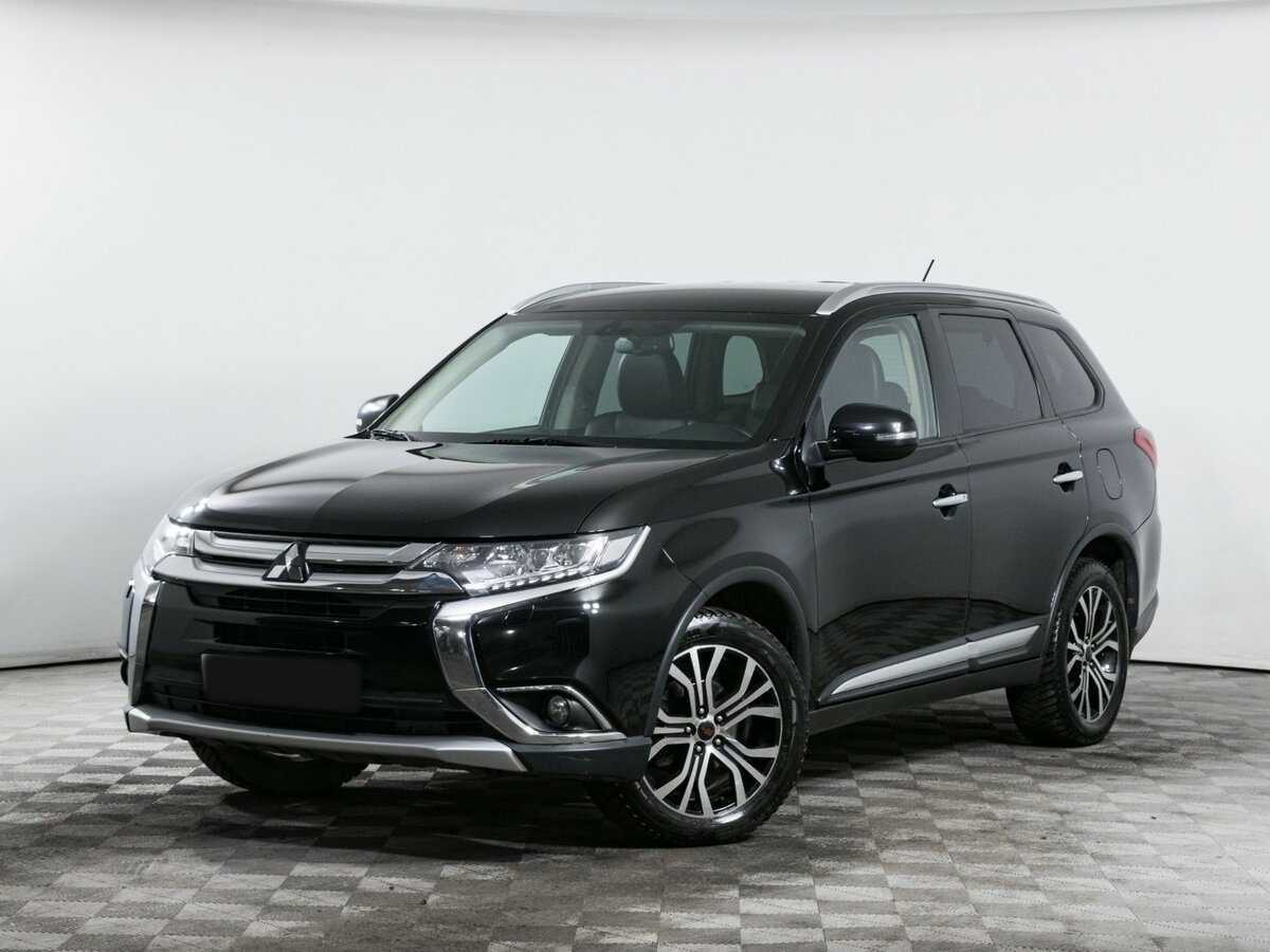 Mitsubishi Outlander с пробегом — 2015 год. Посмотреть фото