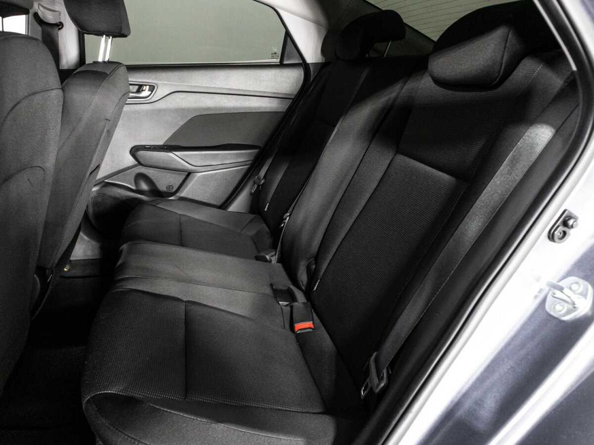 Hyundai Solaris с пробегом — 2018 год. Фото: #9