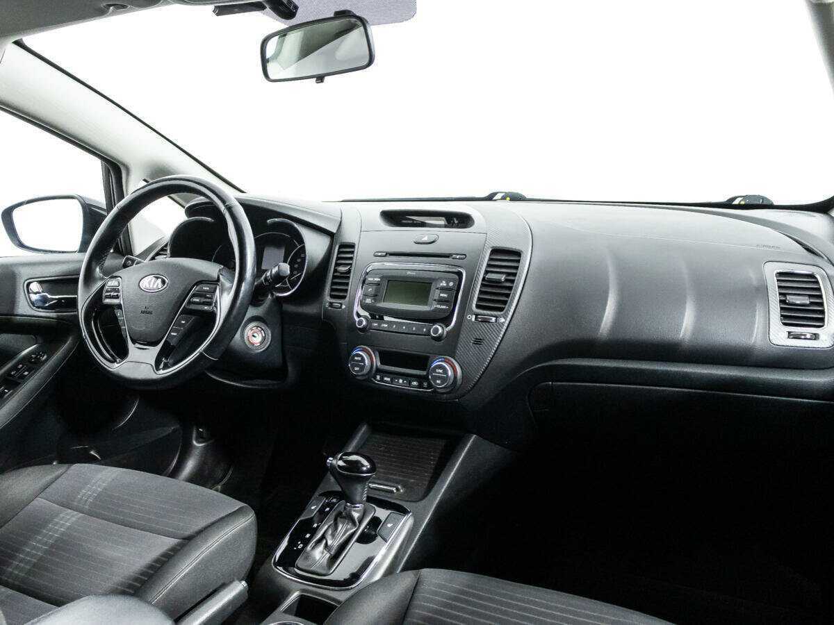 Kia Cerato с пробегом — 2018 год. Фото: #8