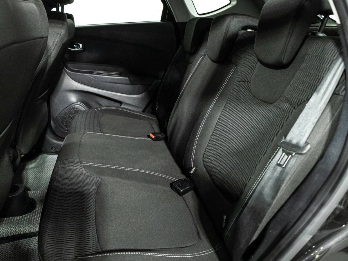 Renault Kaptur с пробегом — 2018 год. Фото: #9