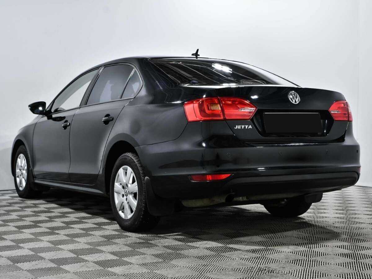 Volkswagen Jetta с пробегом — 2013 год. Фото: #5