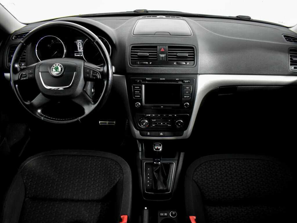 Skoda Yeti с пробегом — 2013 год. Фото: #12