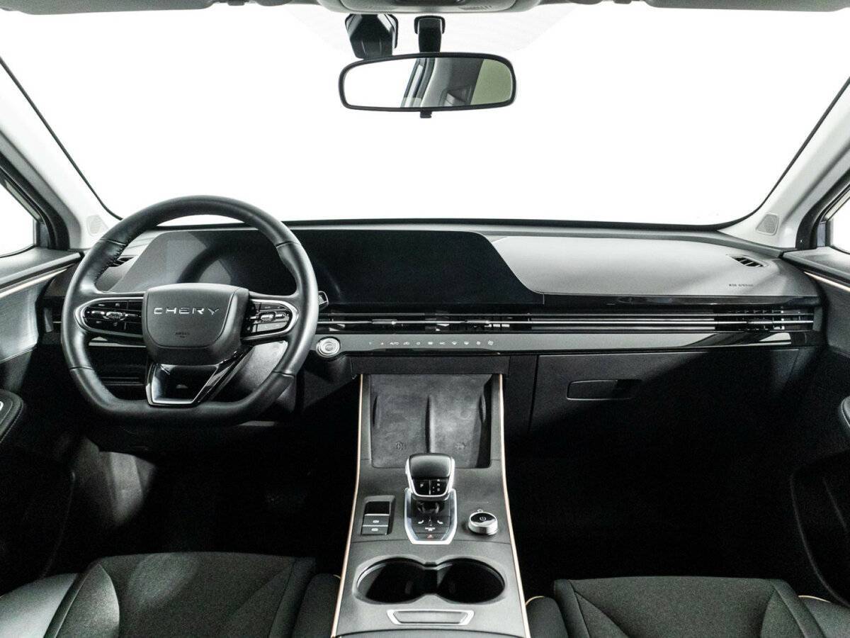 OMODA C5 с пробегом — 2022 год. Фото: #12