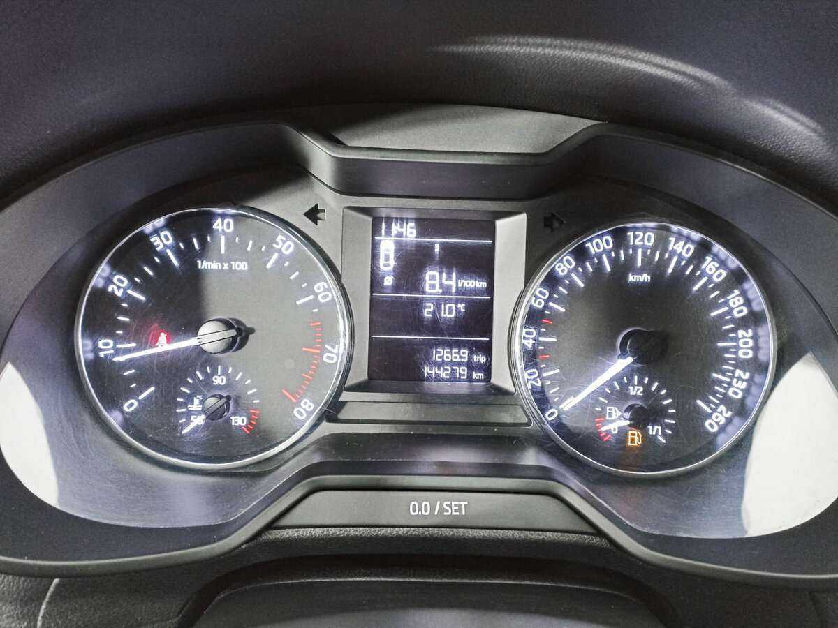 Skoda Octavia с пробегом — 2016 год. Фото: #10