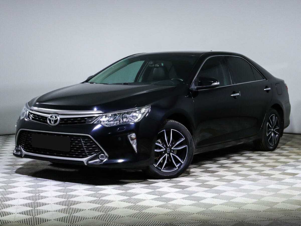 Toyota Camry с пробегом — 2018 год. Фото: #0