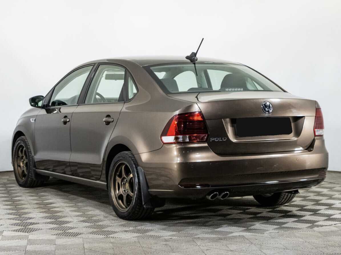 Volkswagen Polo с пробегом — 2018 год. Фото: #6