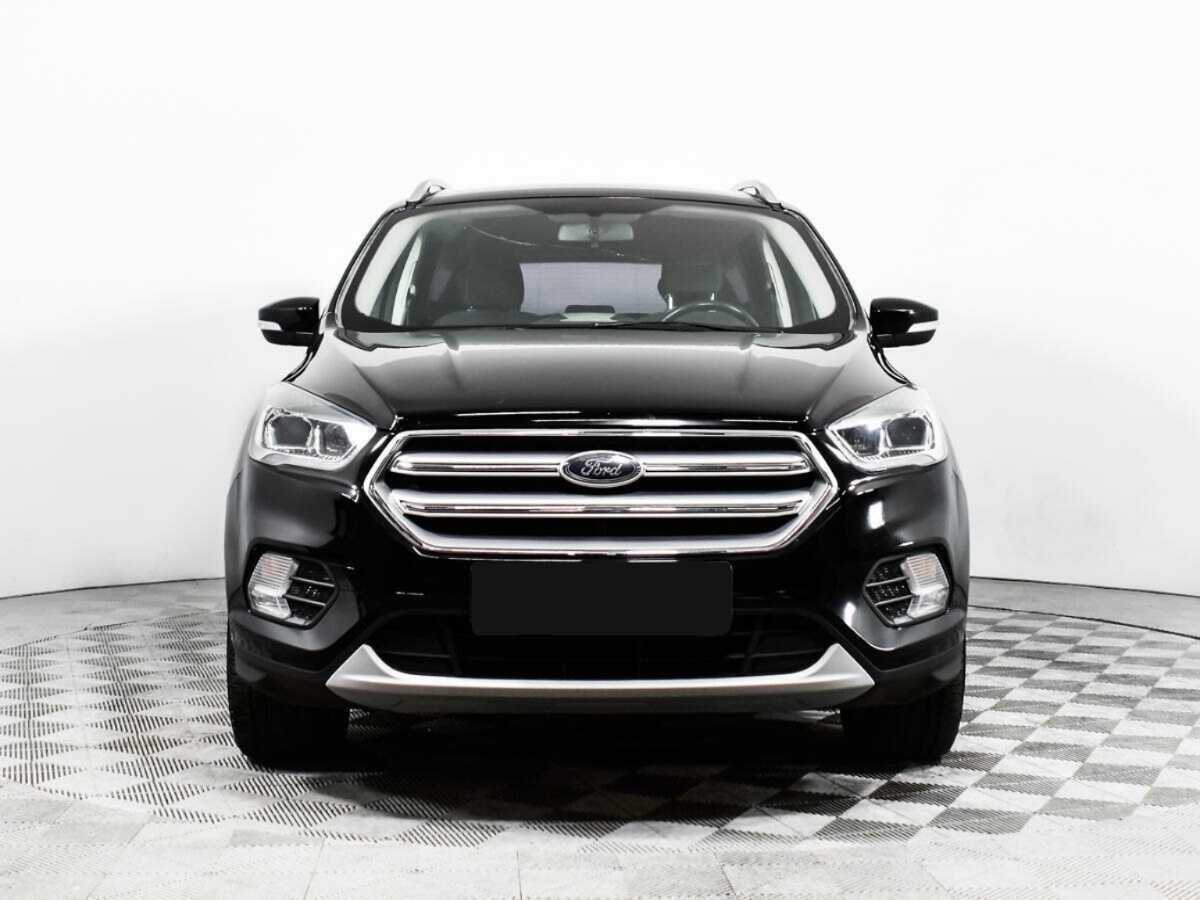 Ford Kuga с пробегом — 2018 год. Фото: #1
