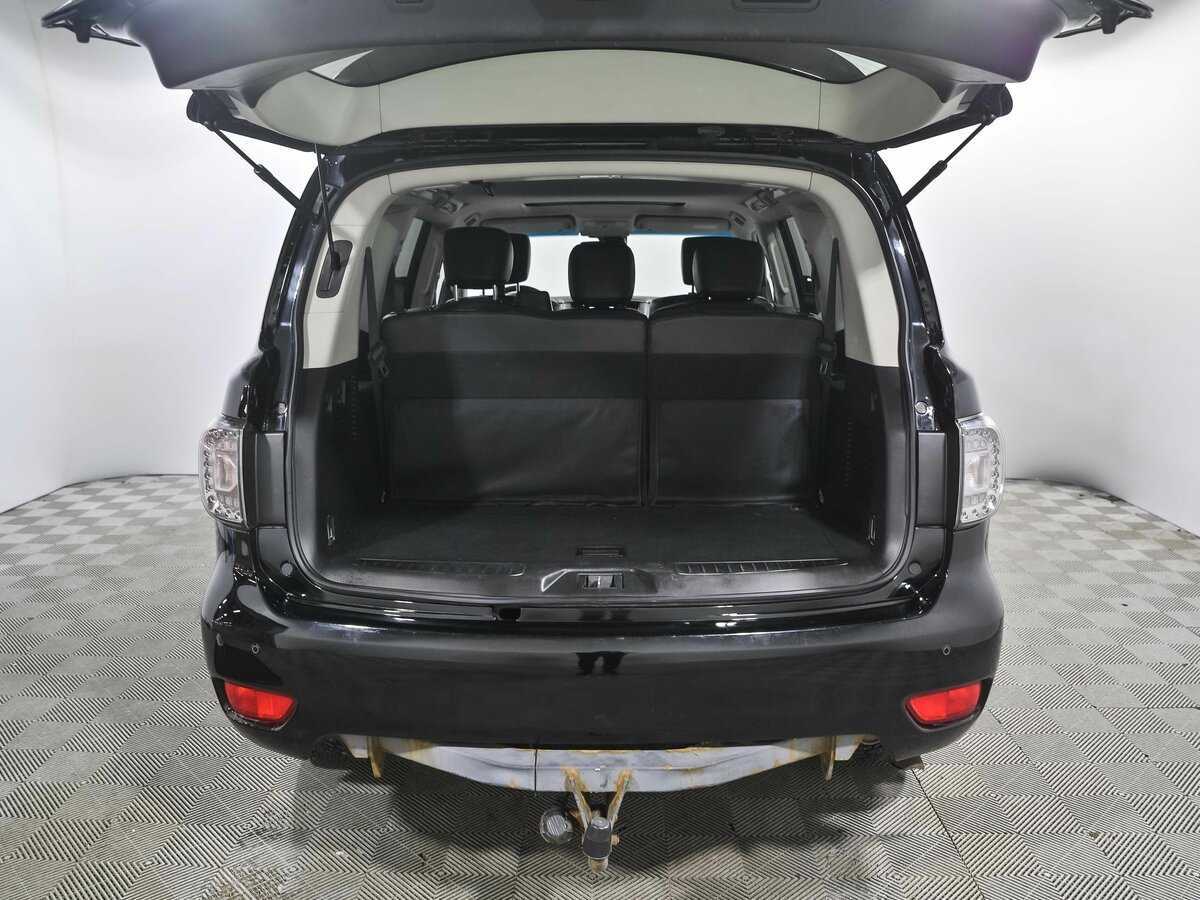 Nissan Patrol с пробегом — 2012 год. Фото: #26