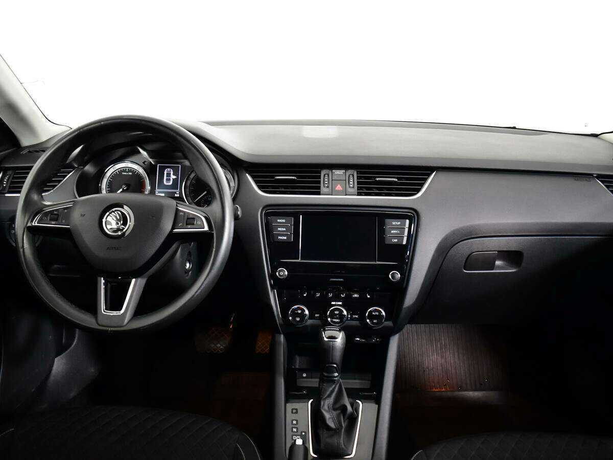 Skoda Octavia с пробегом — 2017 год. Фото: #8