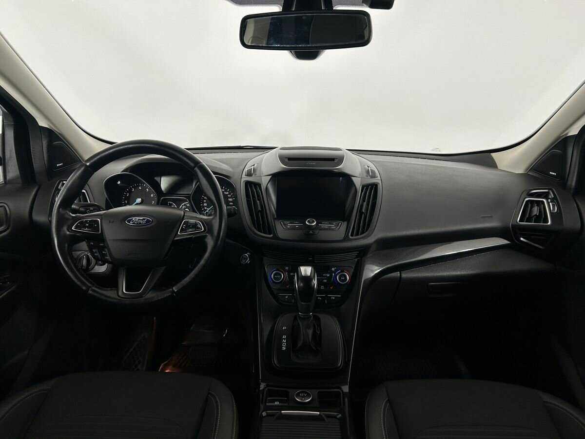 Ford Kuga с пробегом — 2018 год. Фото: #4