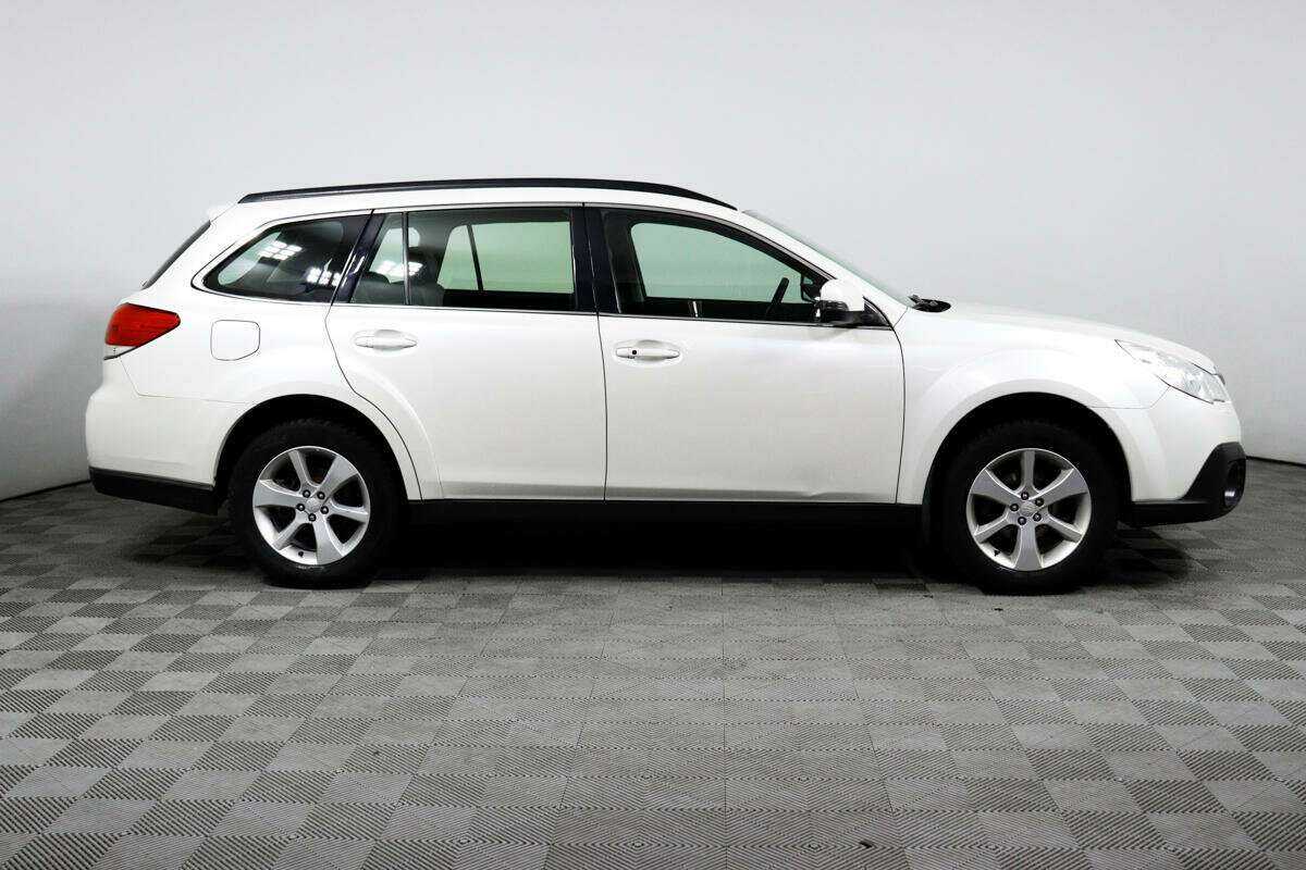 Subaru Outback с пробегом — 2012 год. Фото: #3