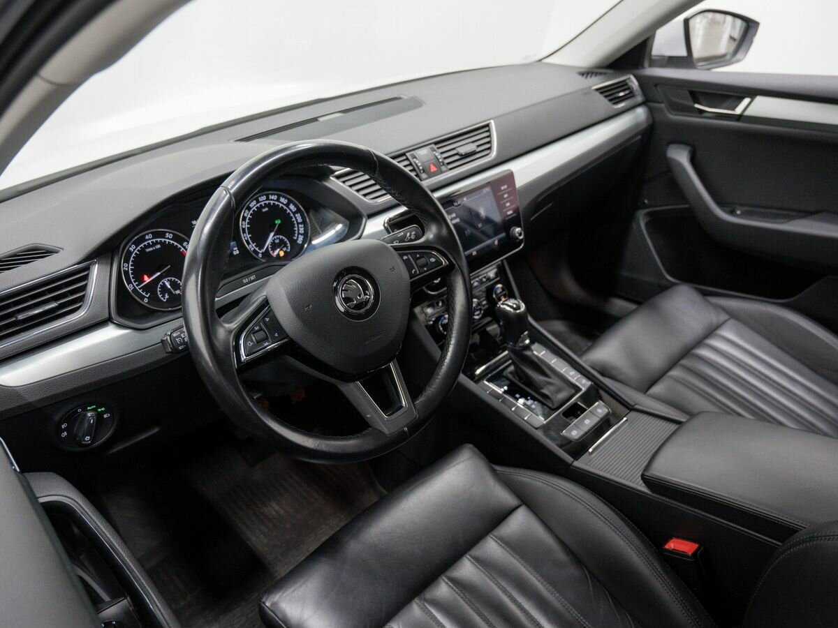 Skoda Superb с пробегом — 2018 год. Фото: #13