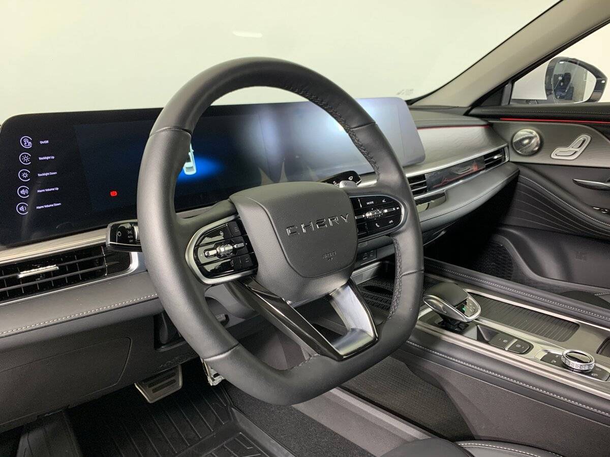 Chery Arrizo 8 с пробегом — 2023 год. Фото: #10