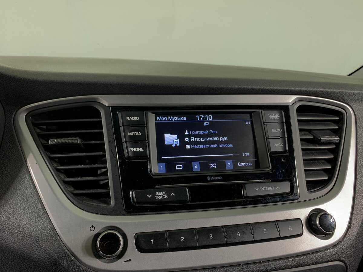 Hyundai Solaris с пробегом — 2017 год. Фото: #12