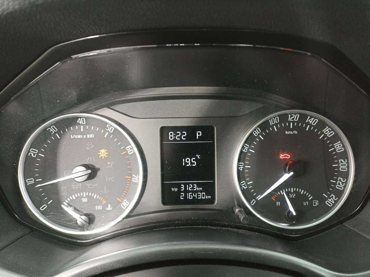 Skoda Octavia с пробегом — 2012 год. Фото: #12