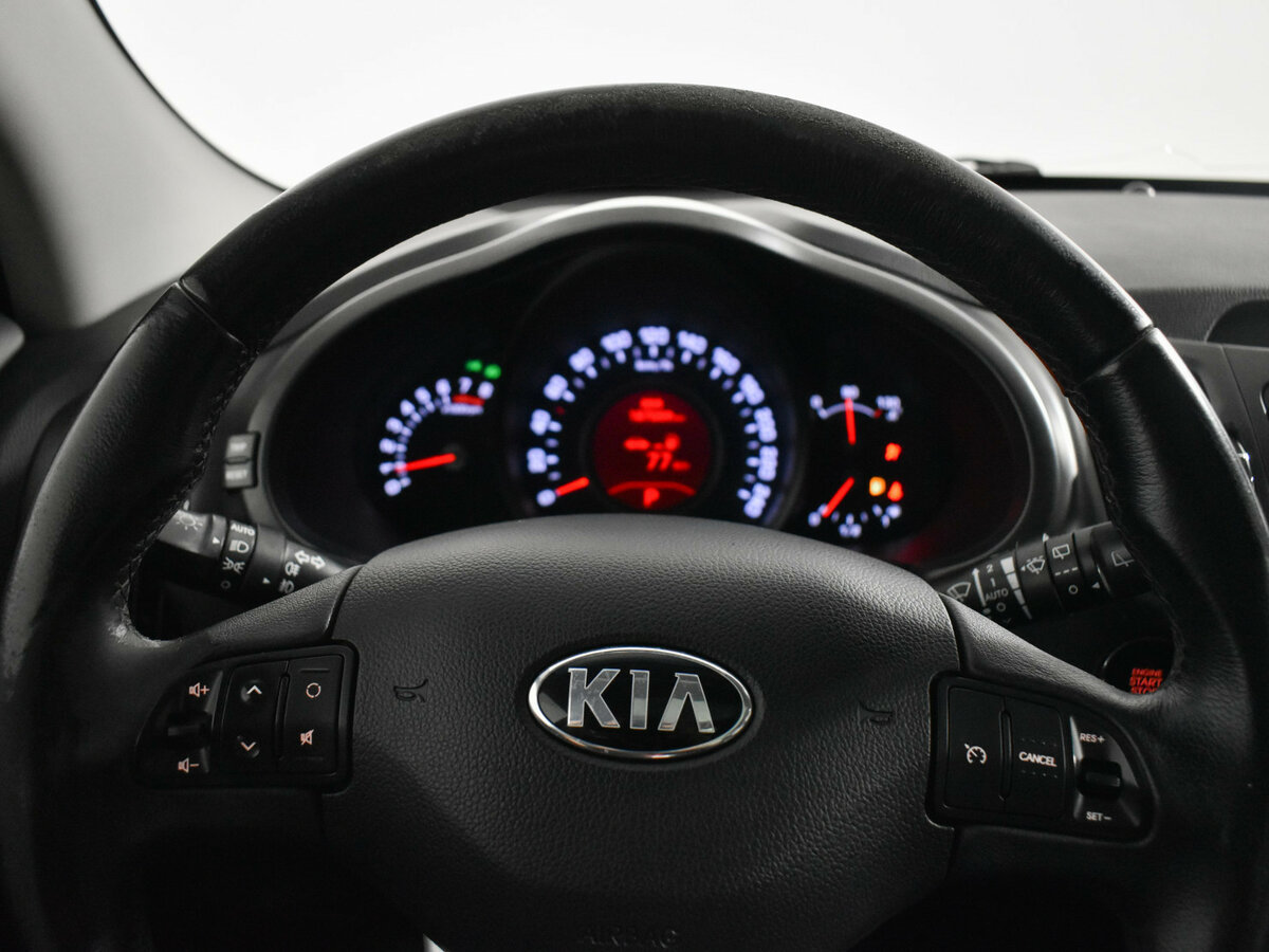 Kia Sportage с пробегом — 2014 год. Фото: #18