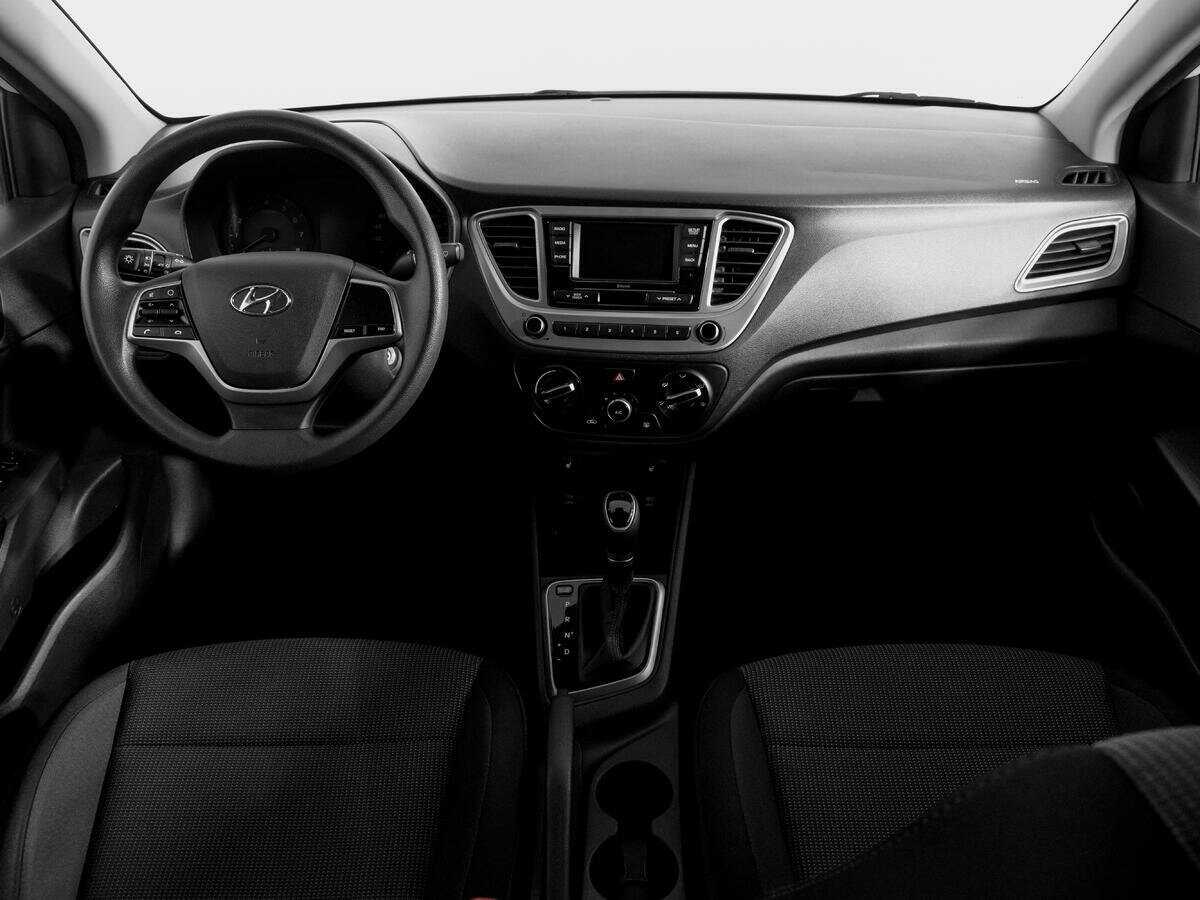 Hyundai Solaris с пробегом — 2020 год. Фото: #11