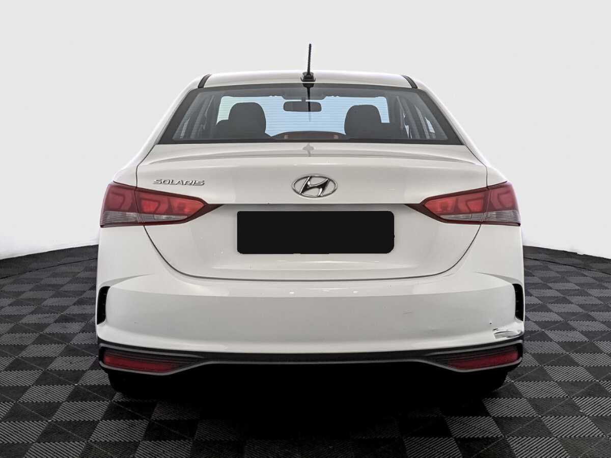 Hyundai Solaris с пробегом — 2021 год. Фото: #5