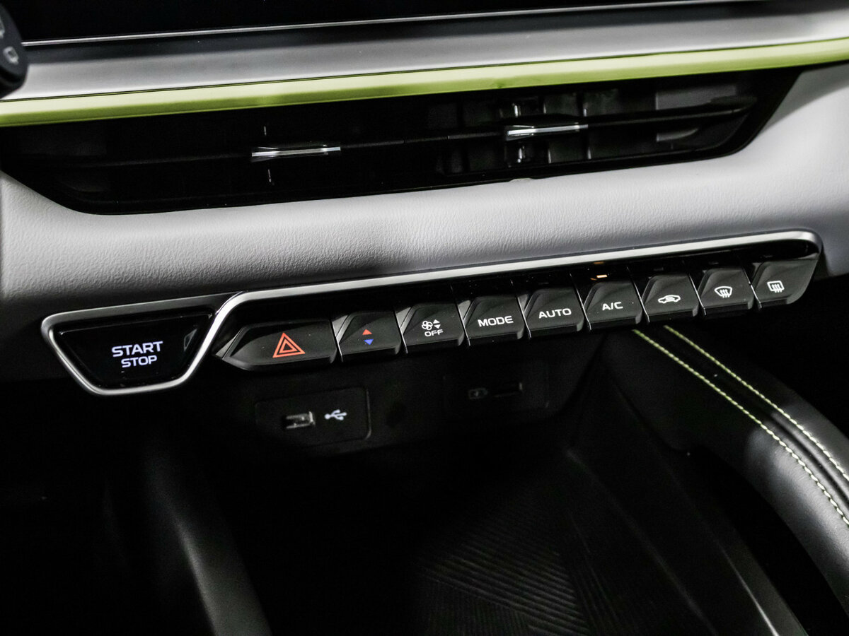 Geely Coolray с пробегом — 2023 год. Фото: #14