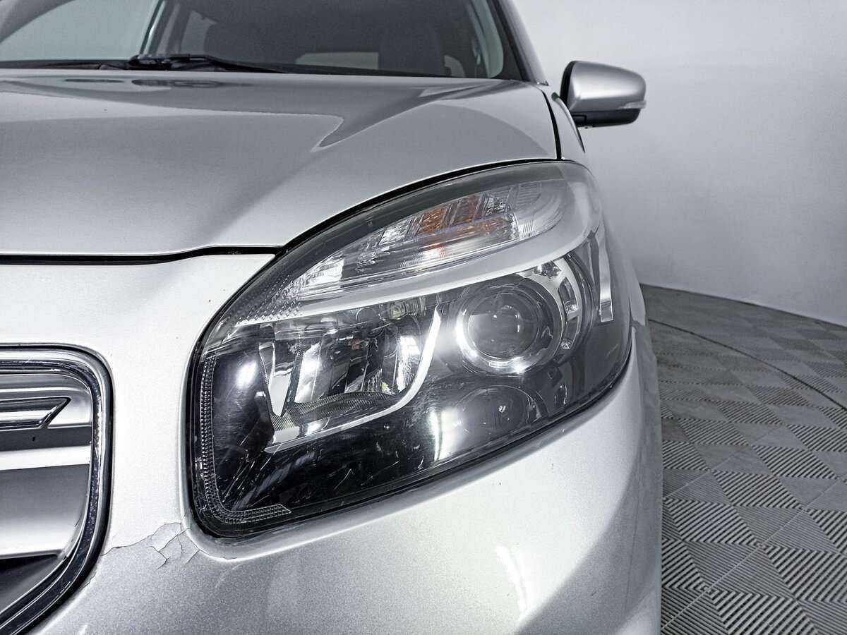 Renault Koleos с пробегом — 2012 год. Фото: #16