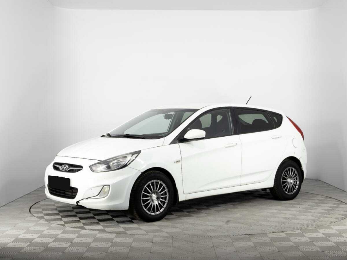 Hyundai Solaris с пробегом — 2012 год. Посмотреть фото