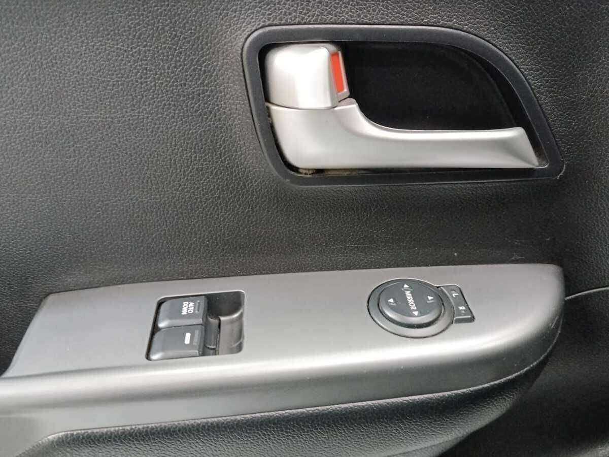 Kia Rio с пробегом — 2017 год. Фото: #14