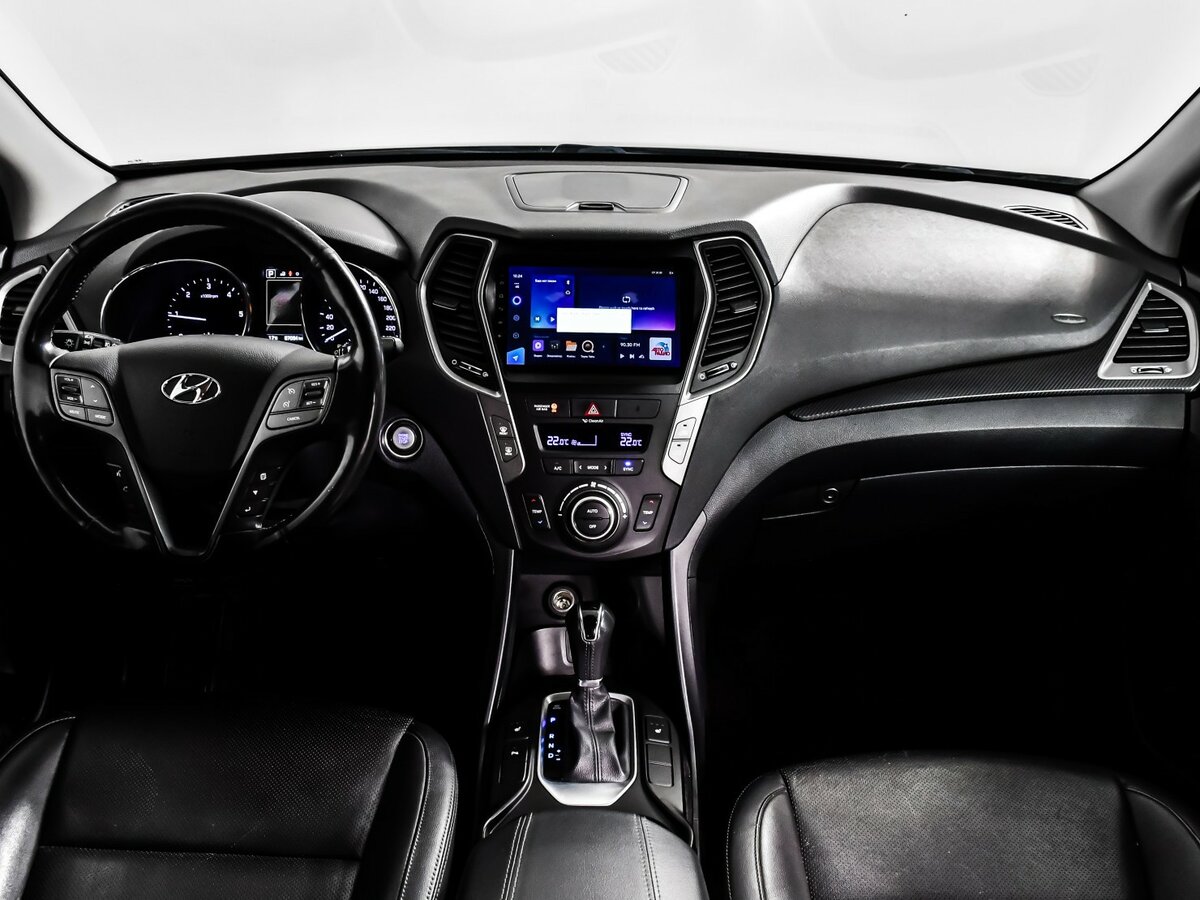 Hyundai Santa Fe с пробегом — 2017 год. Фото: #10