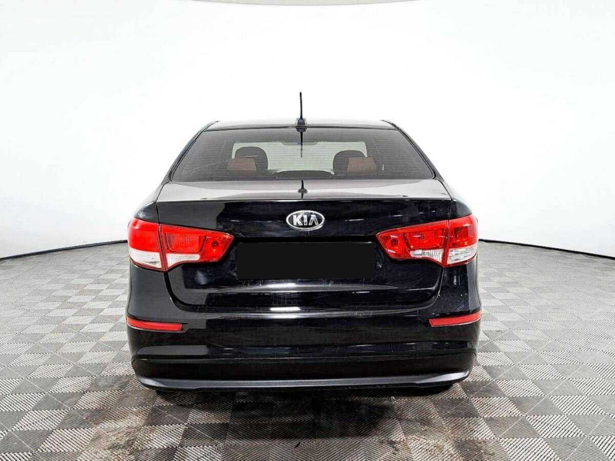 Kia Rio с пробегом — 2016 год. Фото: #4