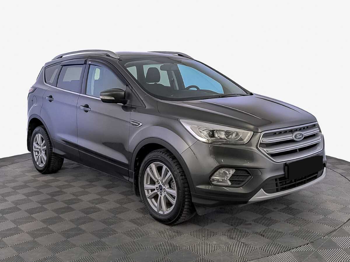 Ford Kuga с пробегом — 2018 год. Фото: #2