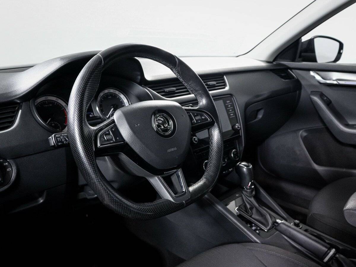 Skoda Octavia с пробегом — 2017 год. Фото: #10