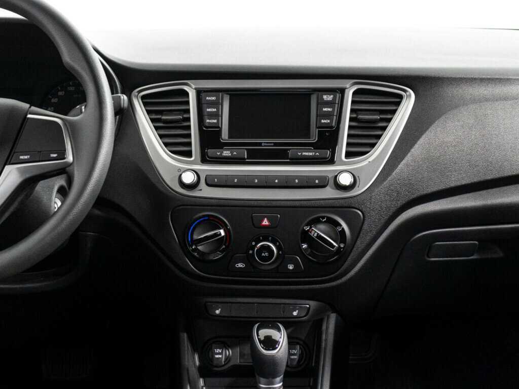 Hyundai Solaris с пробегом — 2021 год. Фото: #13