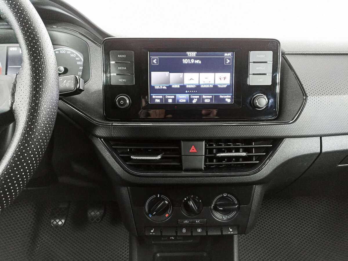 Volkswagen Polo с пробегом — 2020 год. Фото: #14