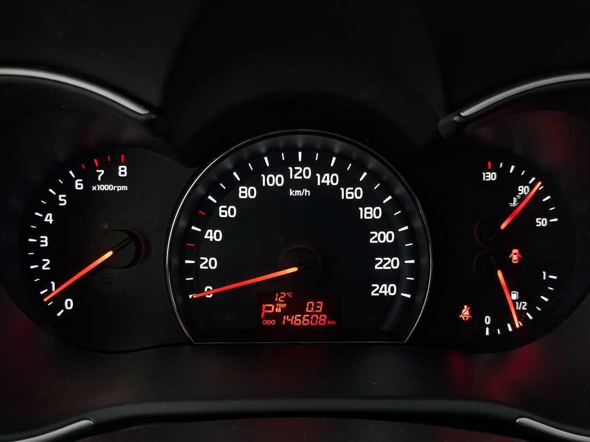 Kia Sorento с пробегом — 2016 год. Фото: #15